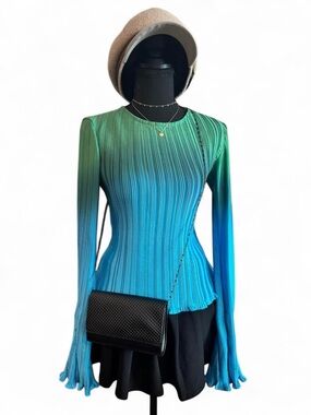Arthur Apparel Women's Gradient Green-Blue Pleated Long-Sleeve Top and Pants